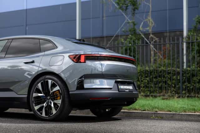 Polestar 4 (2026) thumbnail 4