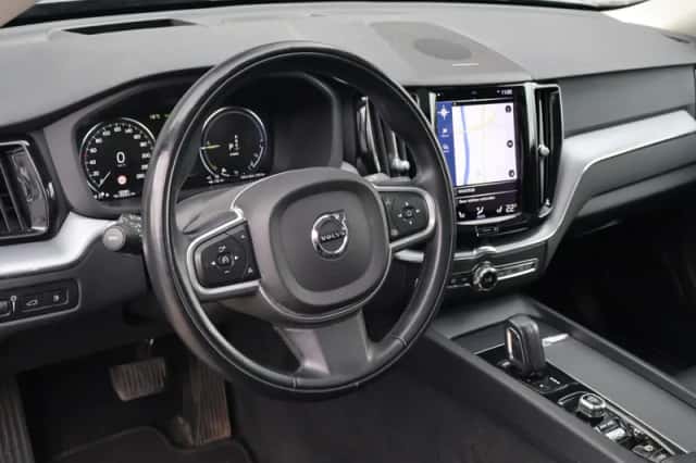 Volvo XC60 (2021) thumbnail 6