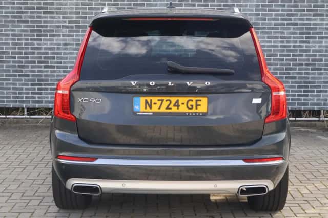 Volvo XC90 (2021) thumbnail 4