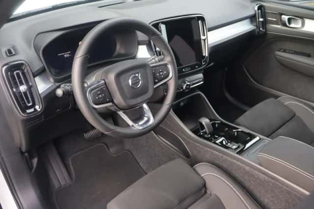 Volvo XC40 (2026) thumbnail 6