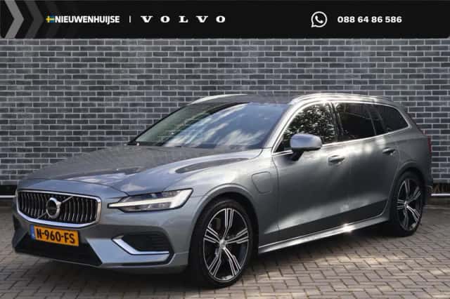 Volvo V60 (2021) thumbnail 1