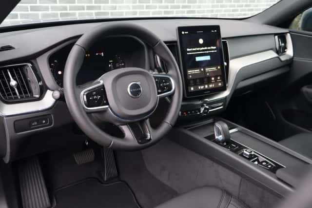 Volvo XC60 (2026) thumbnail 5