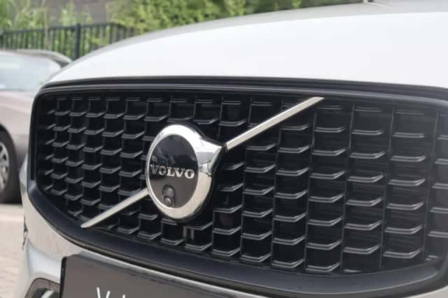 Volvo XC60 (2025) thumbnail 6