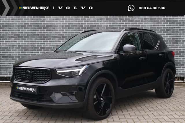 Volvo XC40 (2025) thumbnail 1