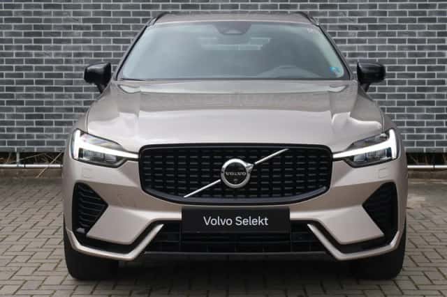Volvo XC60 (2025) thumbnail 2