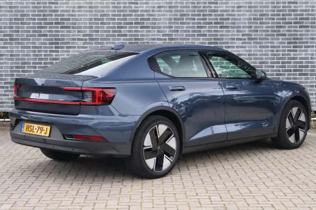 Polestar 2 (2025) thumbnail 3
