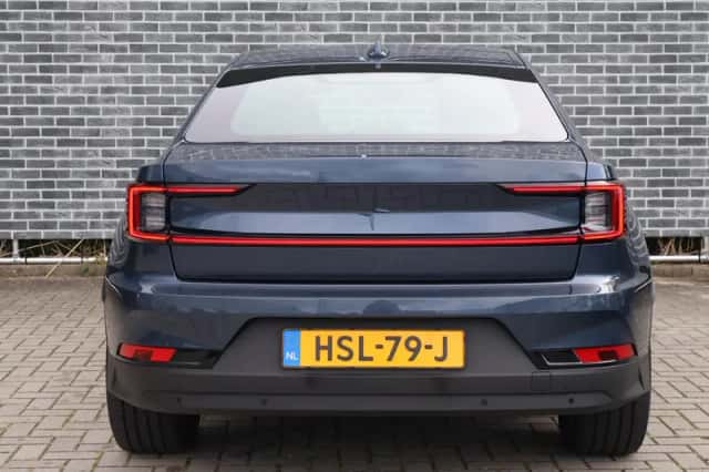 Polestar 2 (2025) thumbnail 4