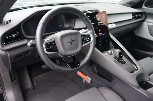Polestar 2 (2025) thumbnail 6