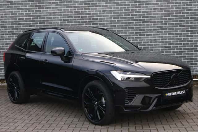 Volvo XC60 (2024) thumbnail 3