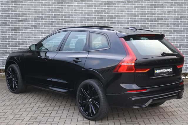 Volvo XC60 (2024) thumbnail 5