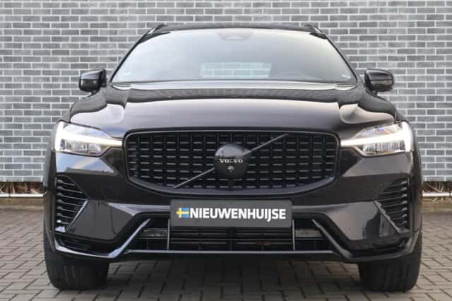 Volvo XC60 (2024) thumbnail 6