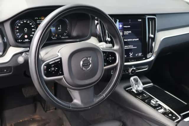 Volvo V60 (2020) thumbnail 6