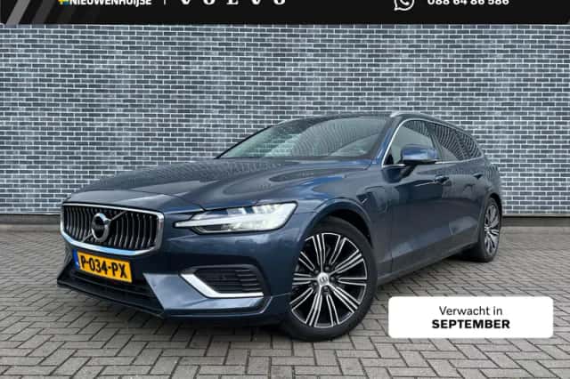 Volvo V60 (2022) thumbnail 1