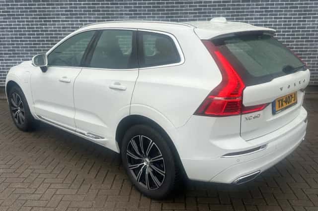 Volvo XC60 (2018) thumbnail 4