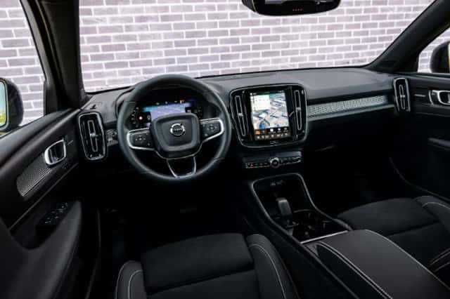Volvo EX40 (2026) thumbnail 6