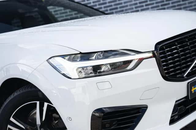Volvo XC60 (2020) thumbnail 5
