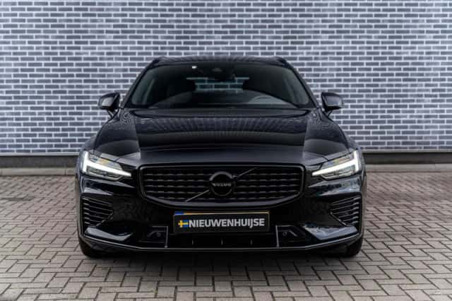 Volvo V60 (2021) thumbnail 6