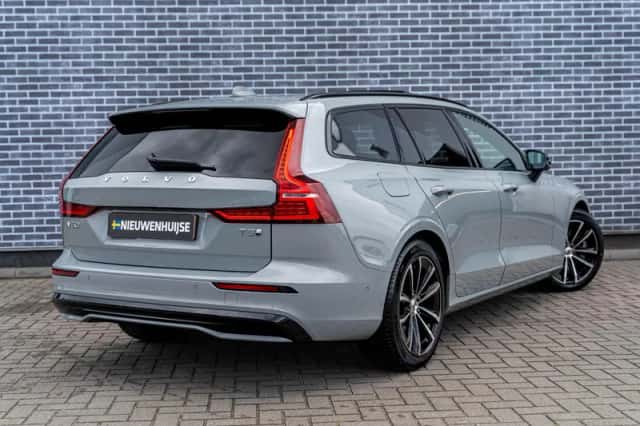 Volvo V60 (2026) thumbnail 3