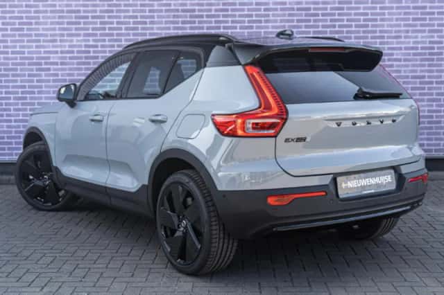 Volvo EX40 (2026) thumbnail 5
