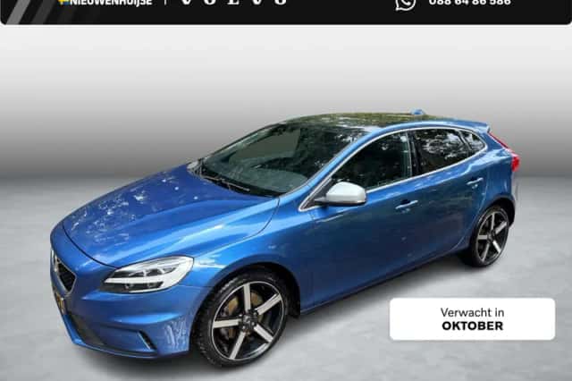 Volvo V40 (2017) thumbnail 1