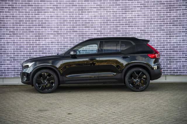 Volvo XC40 (2025) thumbnail 5