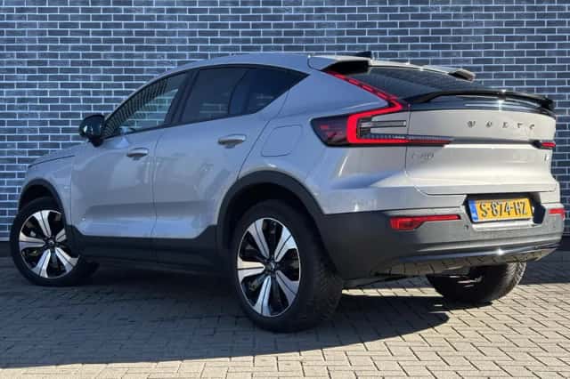 Volvo C40 (2023) thumbnail 2