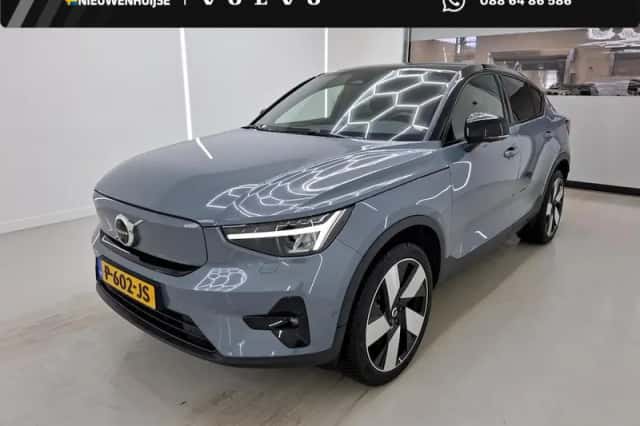 Volvo C40 (2022) thumbnail 1