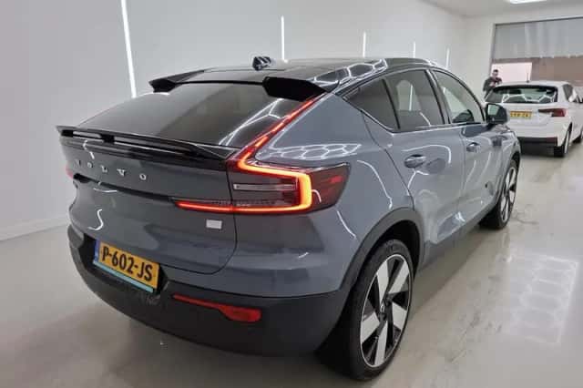 Volvo C40 (2022) thumbnail 2