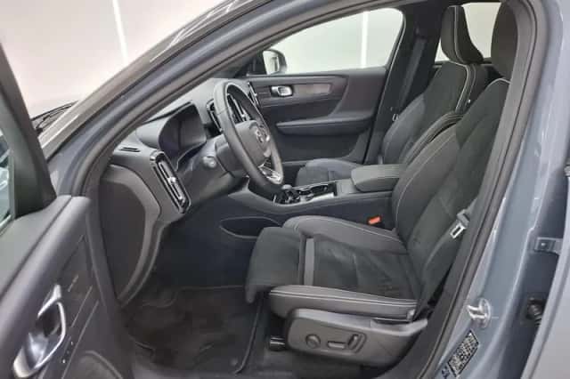 Volvo C40 (2022) thumbnail 5