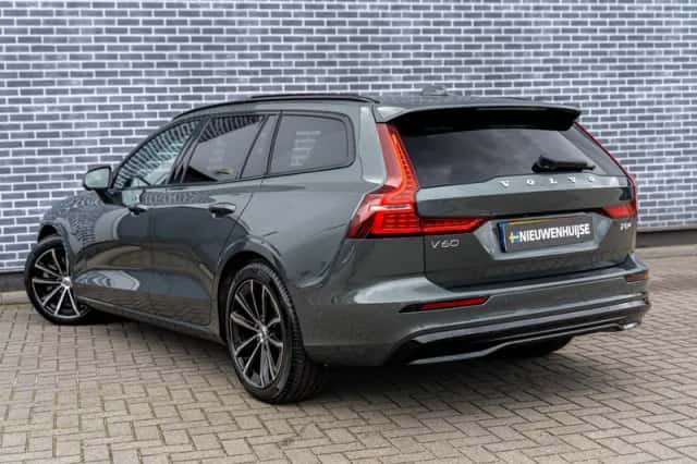 Volvo V60 (2026) thumbnail 2