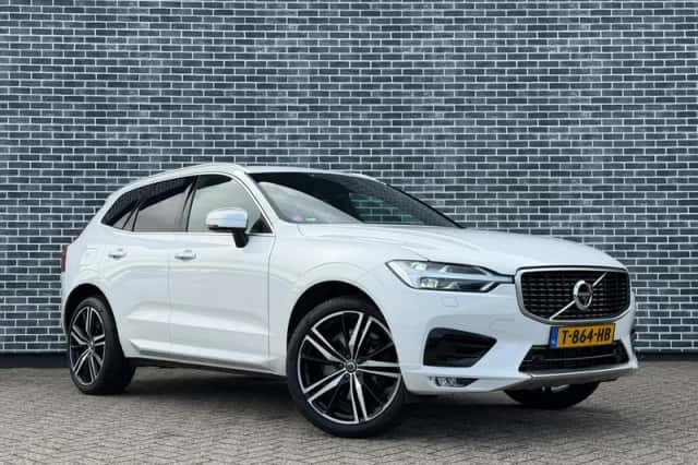 Volvo XC60 (2019) thumbnail 4
