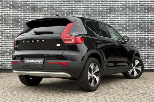 Volvo XC40 (2021) thumbnail 5