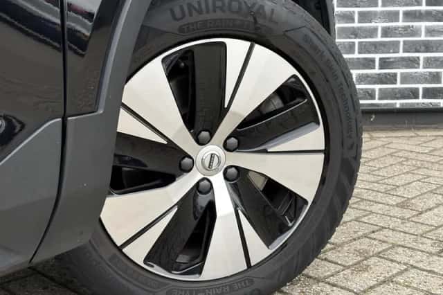 Volvo XC40 (2021) thumbnail 6