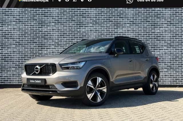 Volvo XC40 (2022) thumbnail 1
