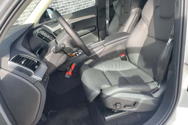 Volvo XC90 (2024) thumbnail 6
