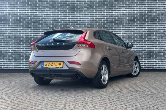 Volvo V40 (2013) thumbnail 6