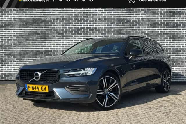 Volvo V60 (2022) thumbnail 1