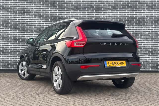 Volvo XC40 (2021) thumbnail 6