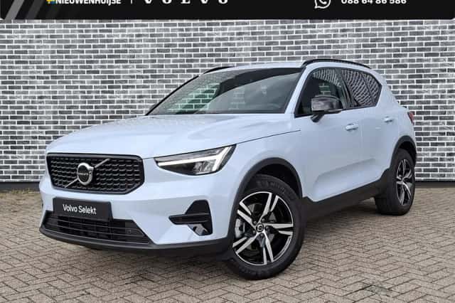 Volvo XC40 (2026) thumbnail 1