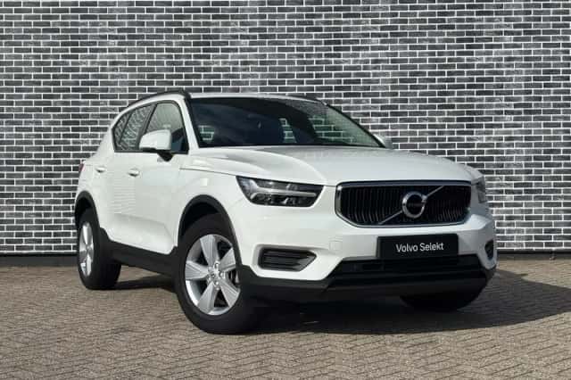 Volvo XC40 (2020) thumbnail 3