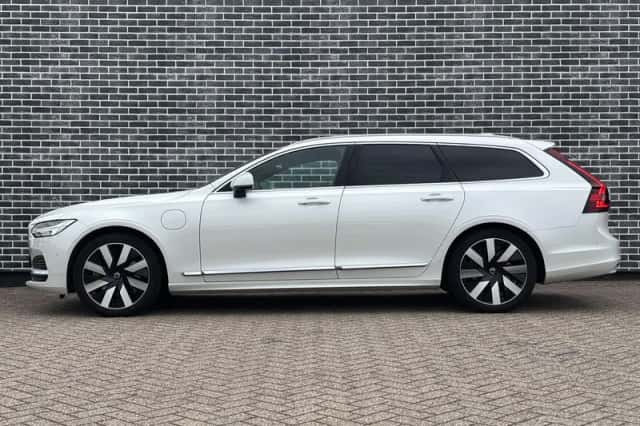 Volvo V90 (2023) thumbnail 4