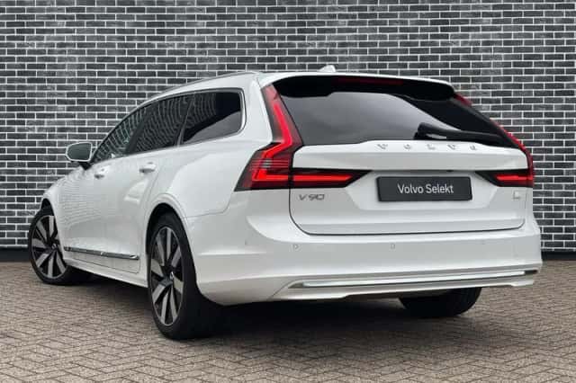 Volvo V90 (2023) thumbnail 5