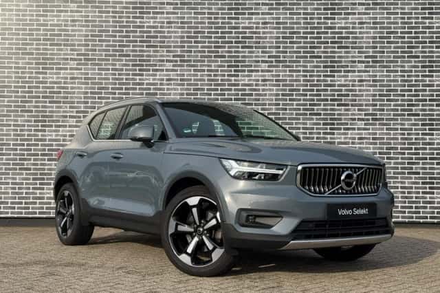Volvo XC40 (2019) thumbnail 2