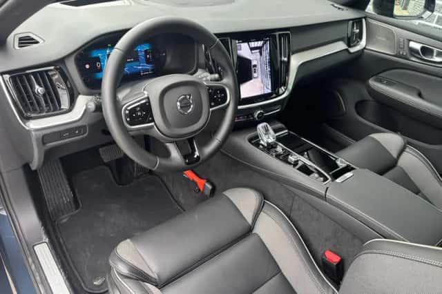 Volvo V60 (2026) thumbnail 2