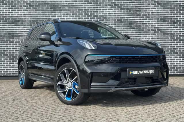 Lynk & Co 01 (2025) thumbnail 3