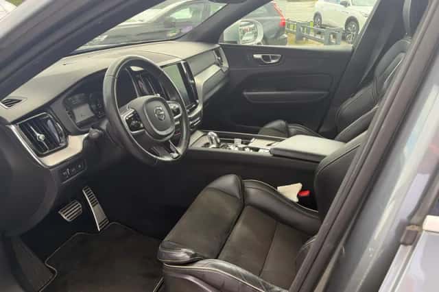 Volvo XC60 (2018) thumbnail 6