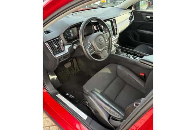 Volvo V60 (2020) thumbnail 5