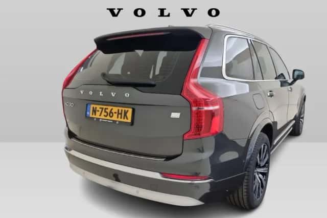 Volvo XC90 (2021) thumbnail 2