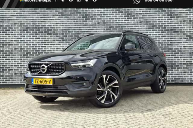 Volvo XC40 (2018) thumbnail 1