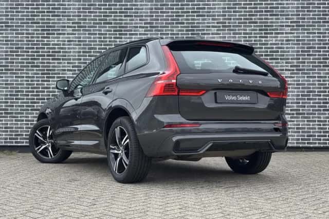 Volvo XC60 (2022) thumbnail 6
